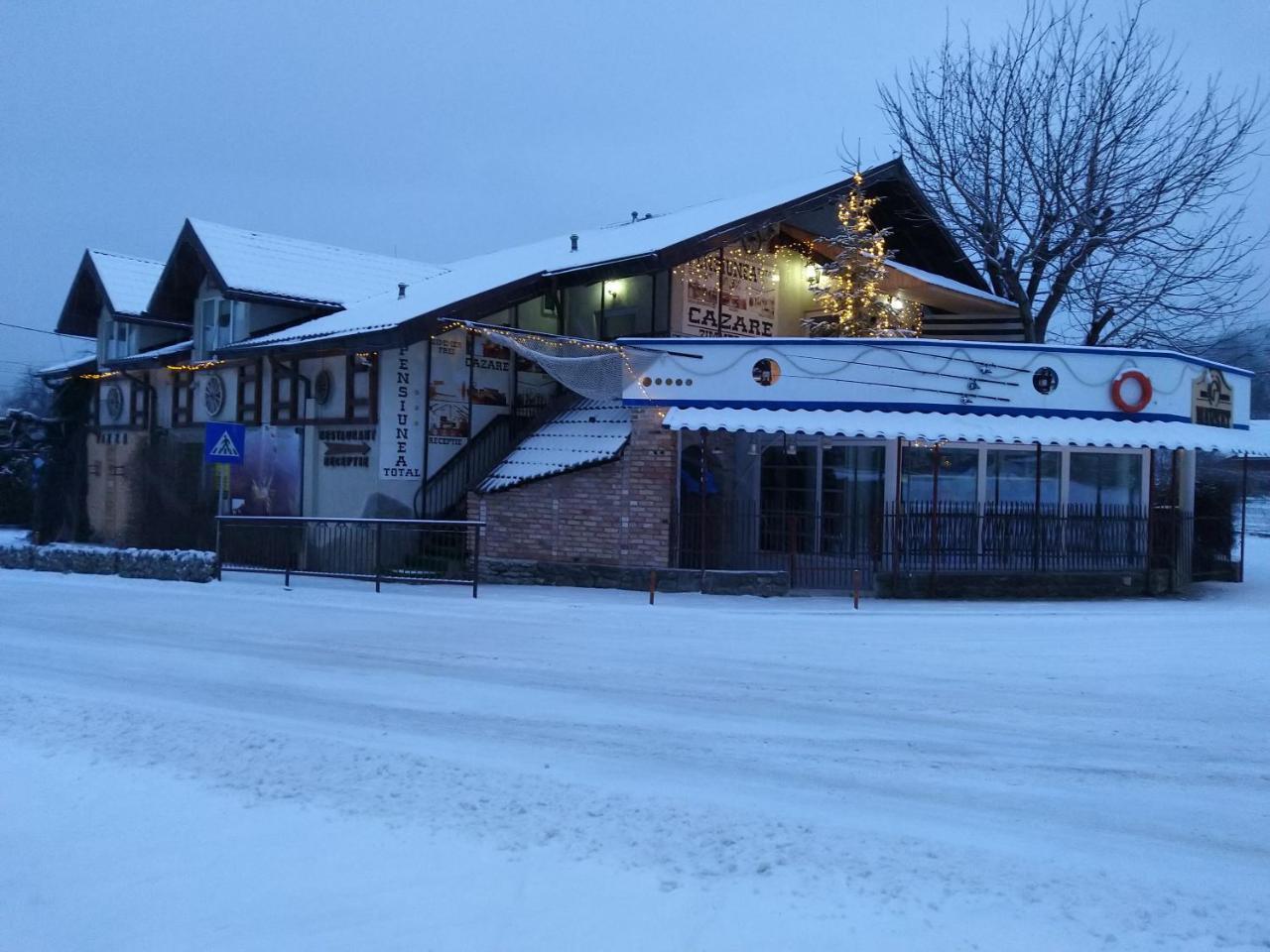 Pensiunea Total Ceahlau Exterior photo